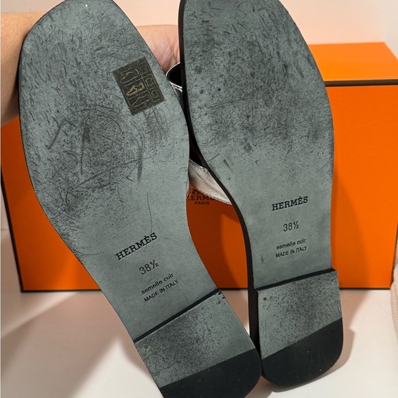Hermes Silver Leather Sandals Oran leather mules silver size 38/5 - Picture 4 of 14